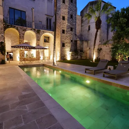 بيت ضيافة Palazzo Galluccio غالاتينا