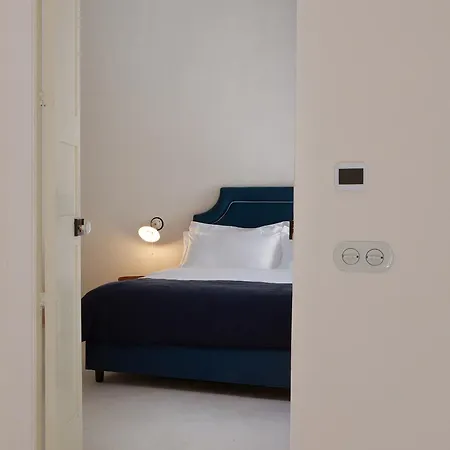 Palazzo Galluccio 3*